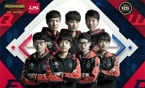 充当了指挥 充当了指挥